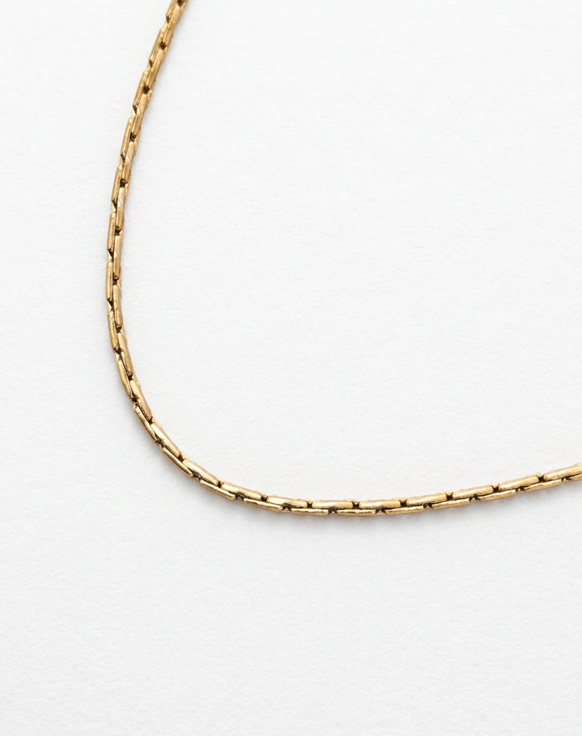 Dainty Boston Chain Necklace | Gold
