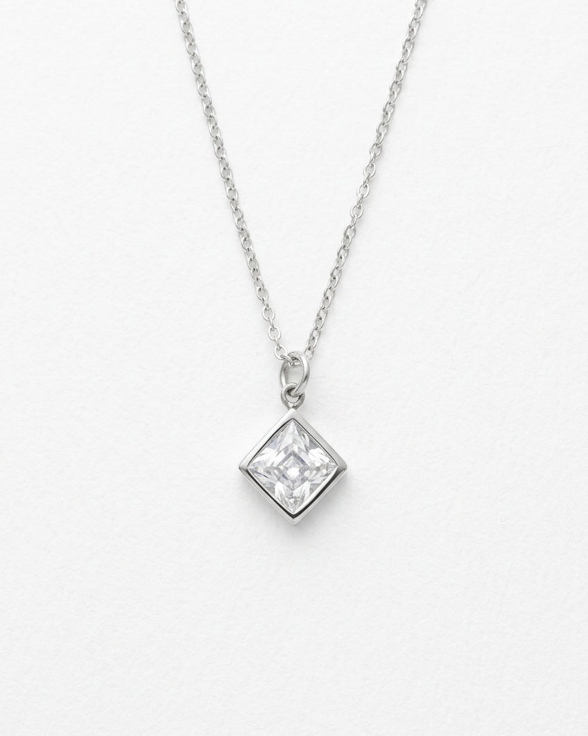 Rhombus Zircon Necklace | Silver