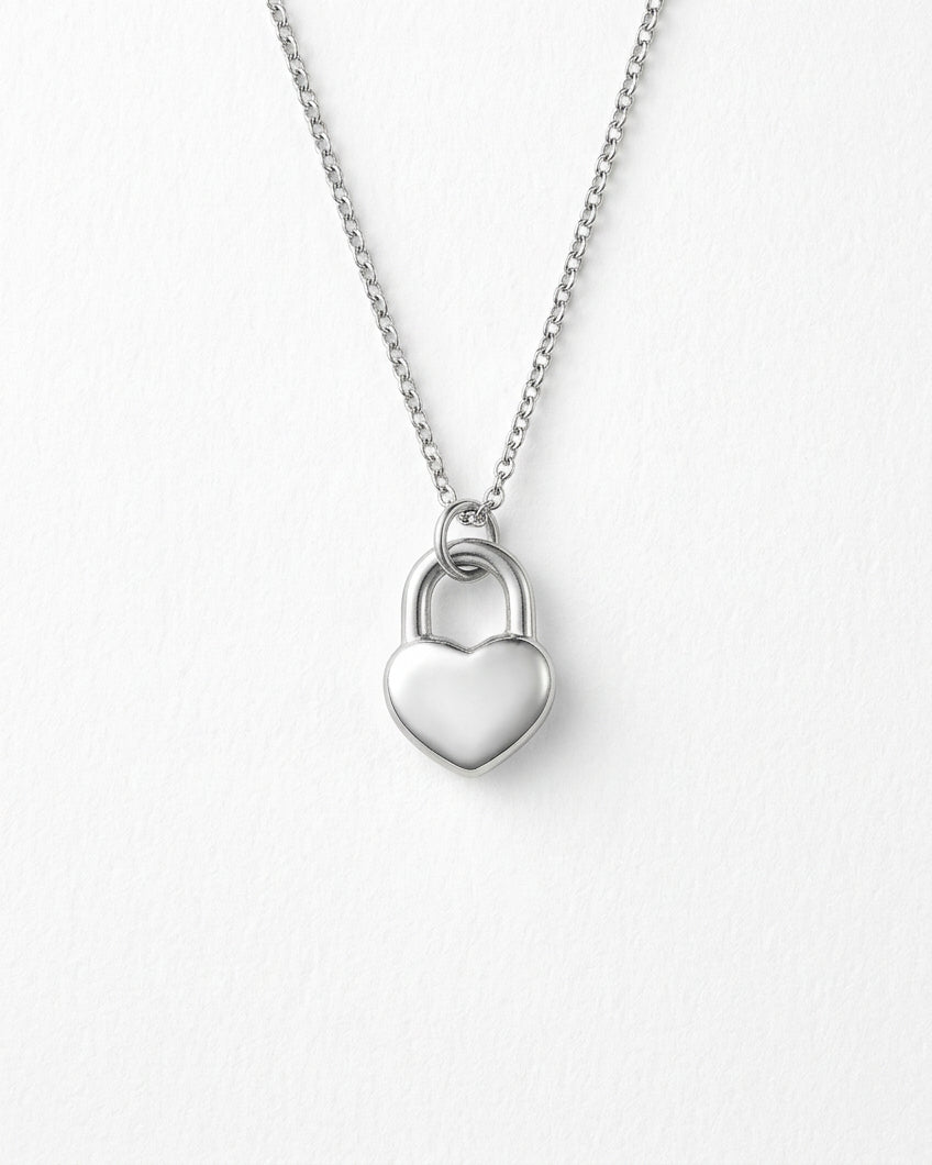 Heart Sole Necklace | Silver