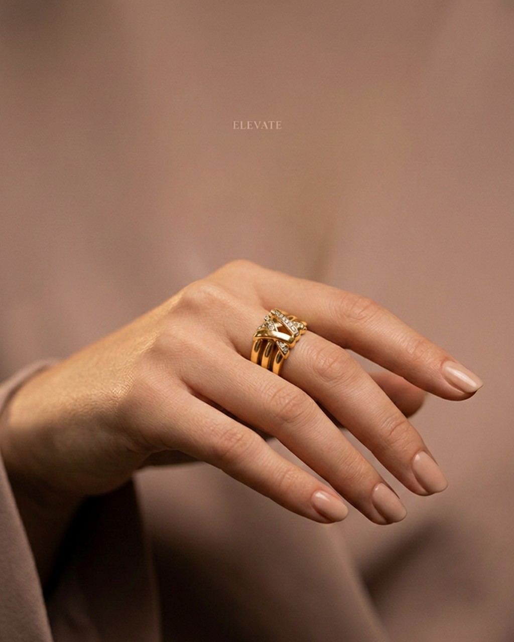 Rugged with Zircon Ring | Gold