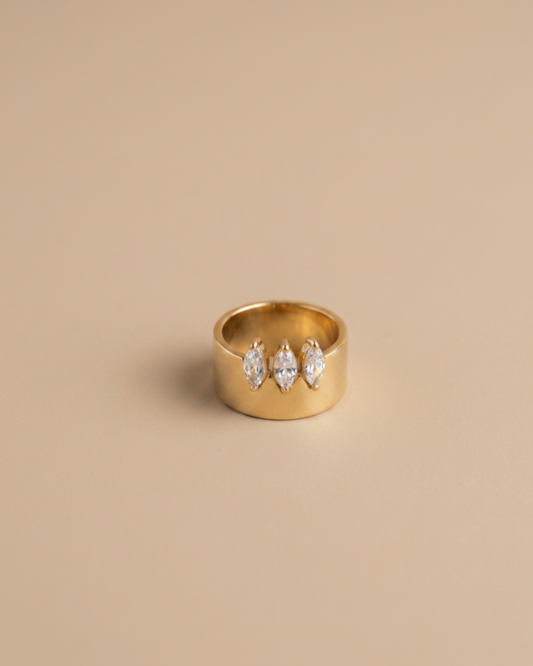 Marquise Zircon Ring | Gold