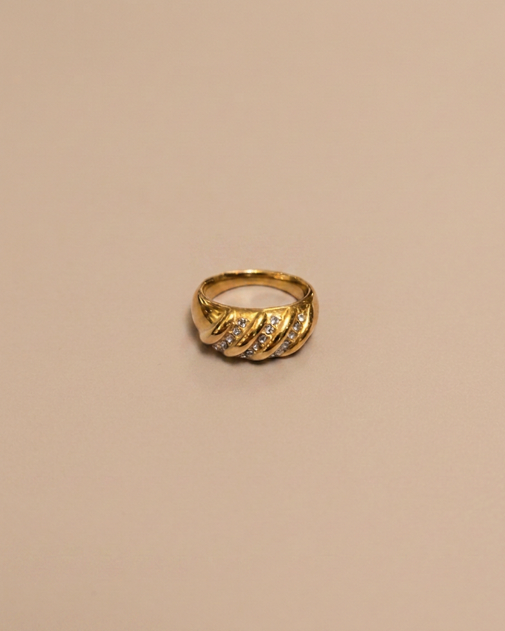 Croissant with Zircon Ring | Gold