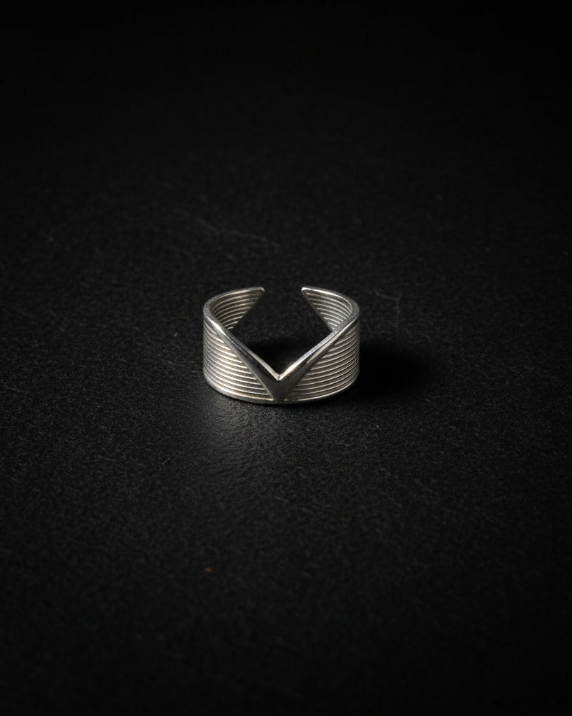 Geometric Lined Adjustable Ring | Silver