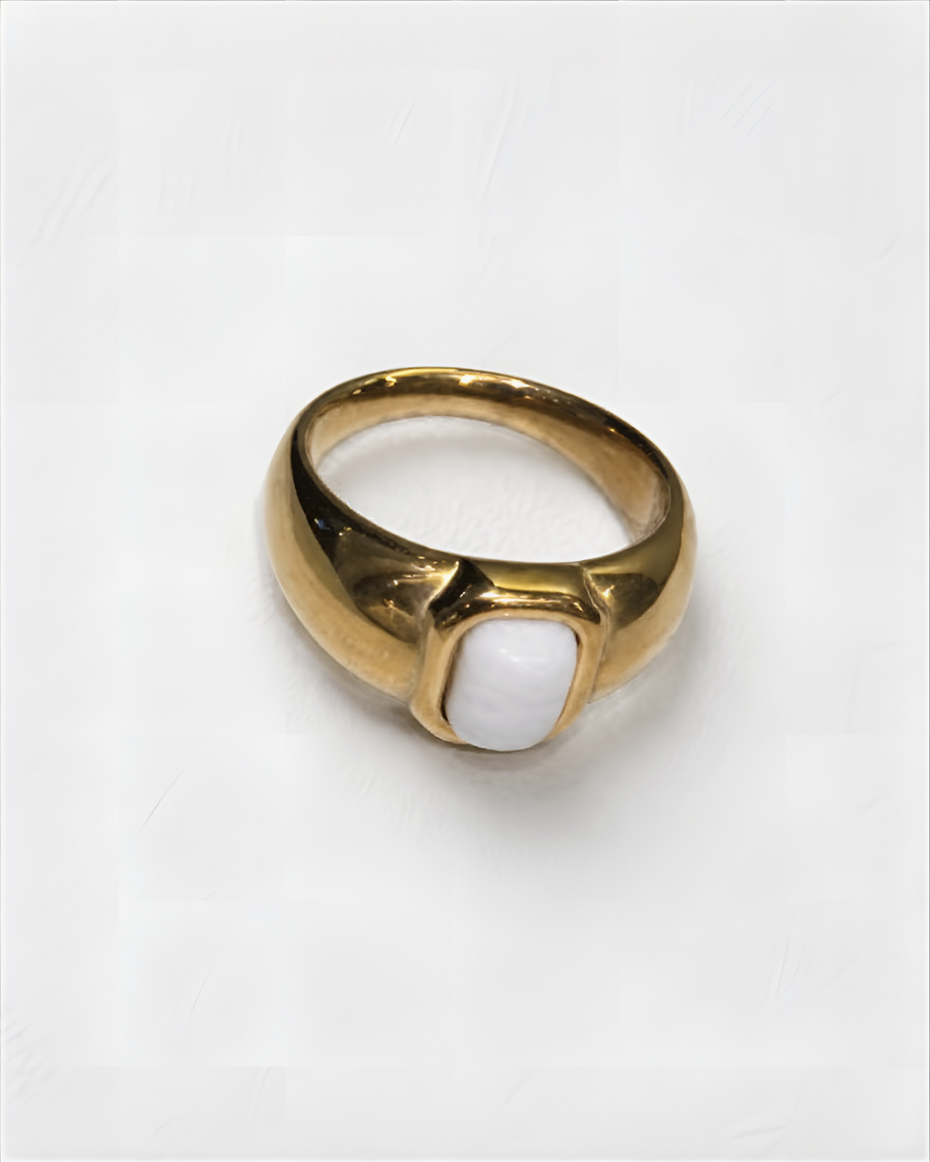 Rectangle White Jade Signet Ring | Gold