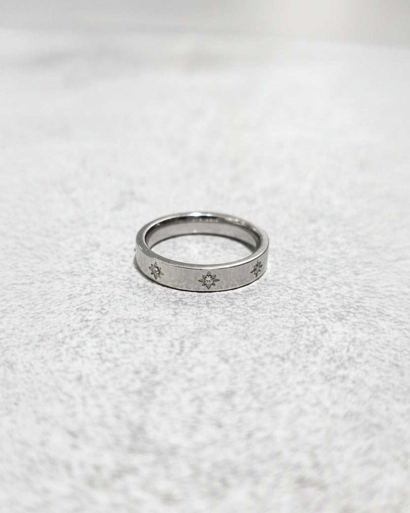 Star Zircon Band Ring | Silver