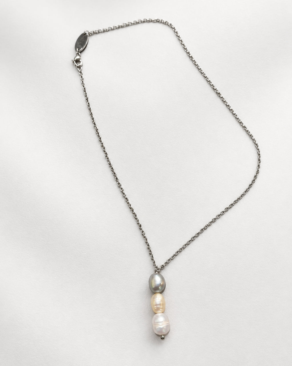Mix Tone Pearl Necklace | Silver