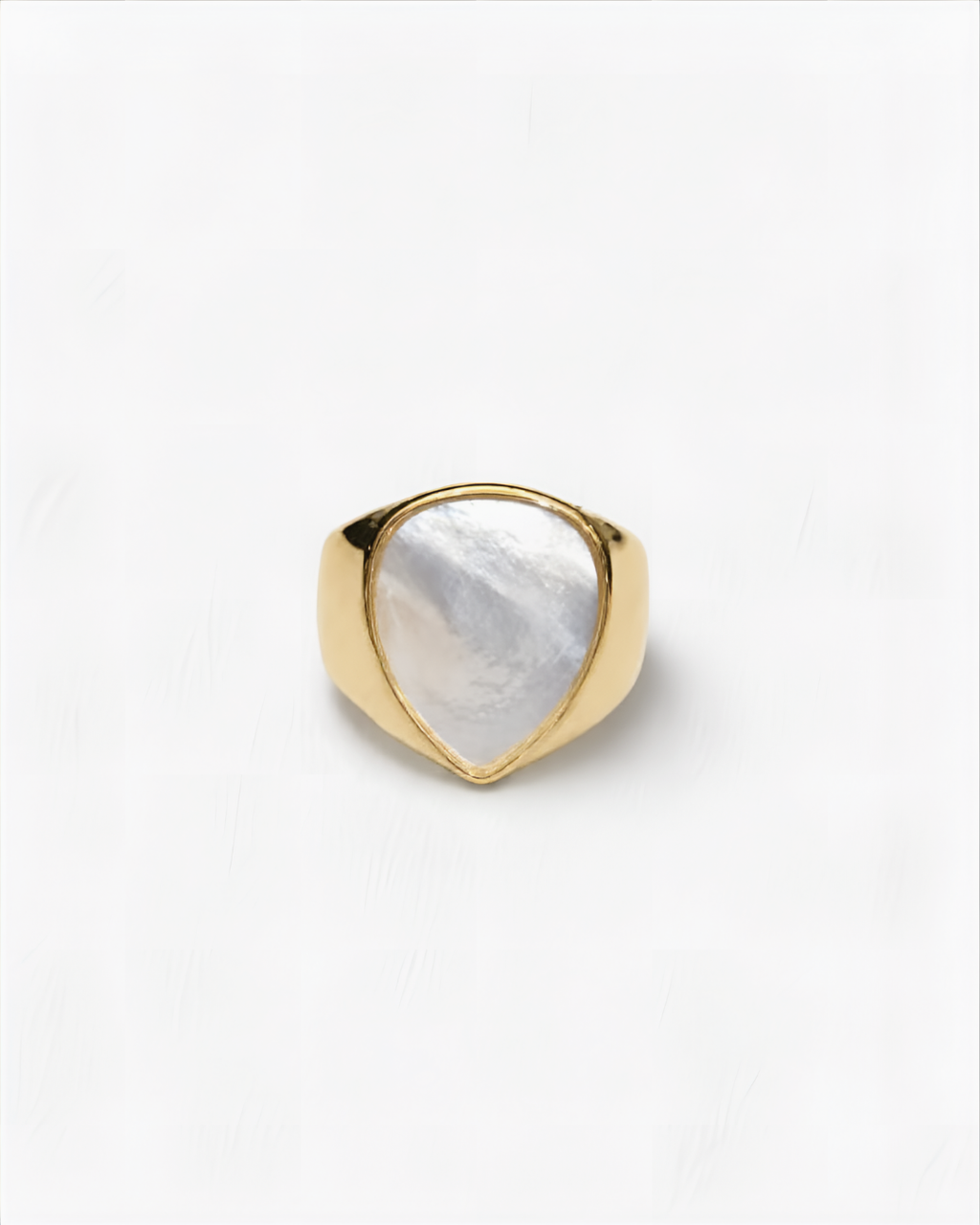 Mother of Pearl Teardrop Statement Ring | Gold