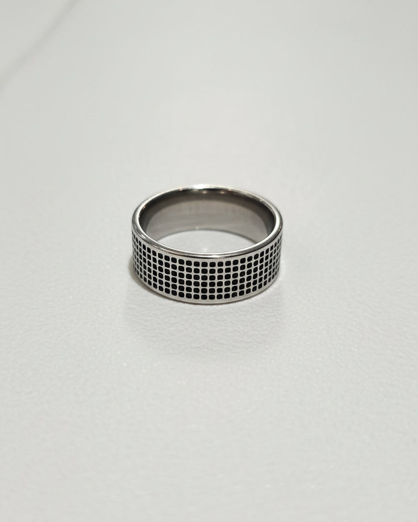 Dotted Band Ring | Silver