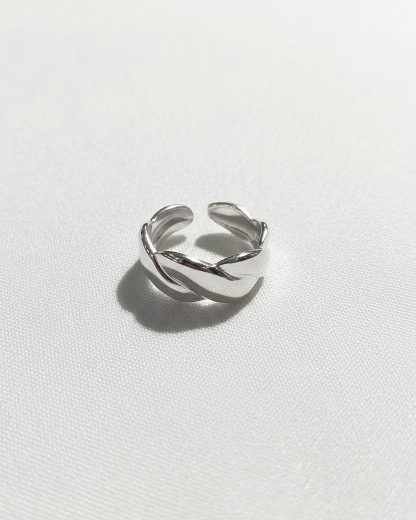 Intertwined Adjustable Ring | Silver