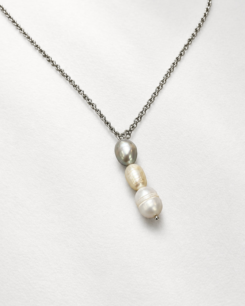 Mix Tone Pearl Necklace | Silver