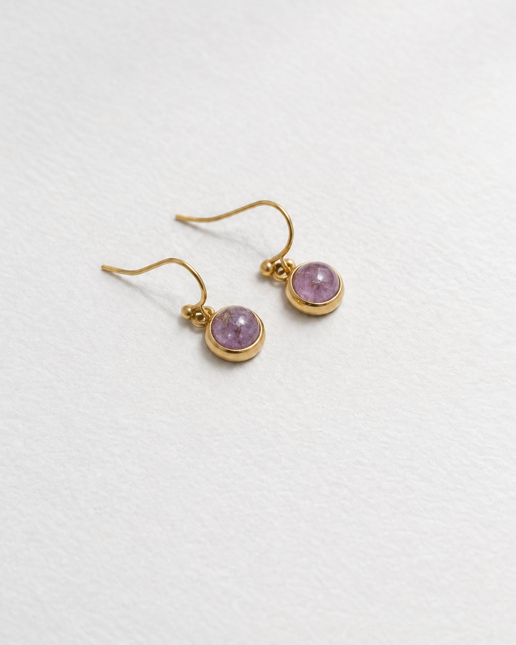 Pesona Amethyst Hook Earring | Gold