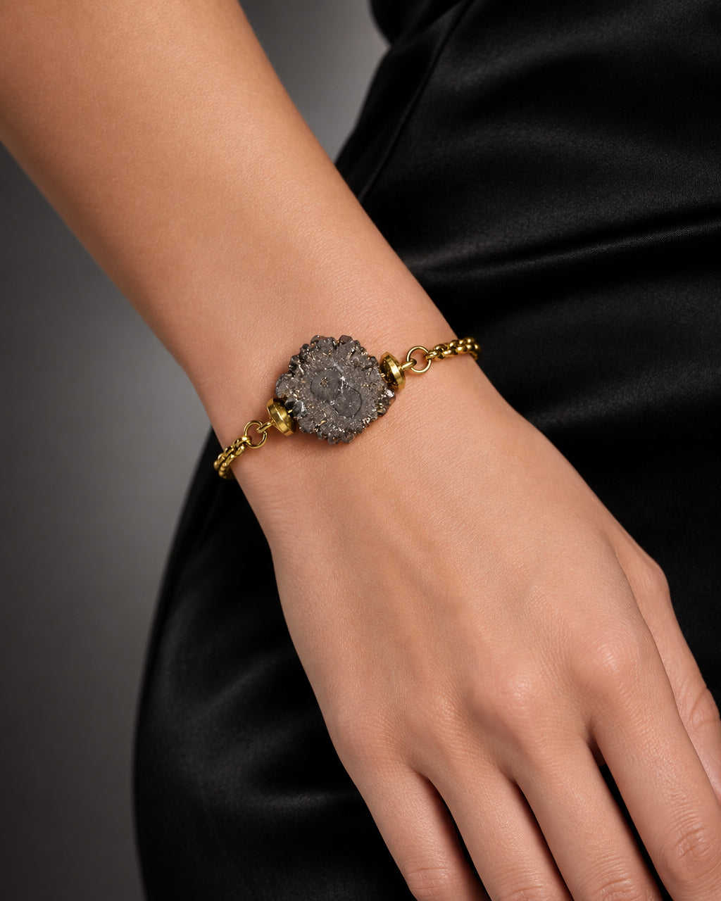 Raw Quartz Coffee Slide Bracelet | Gold