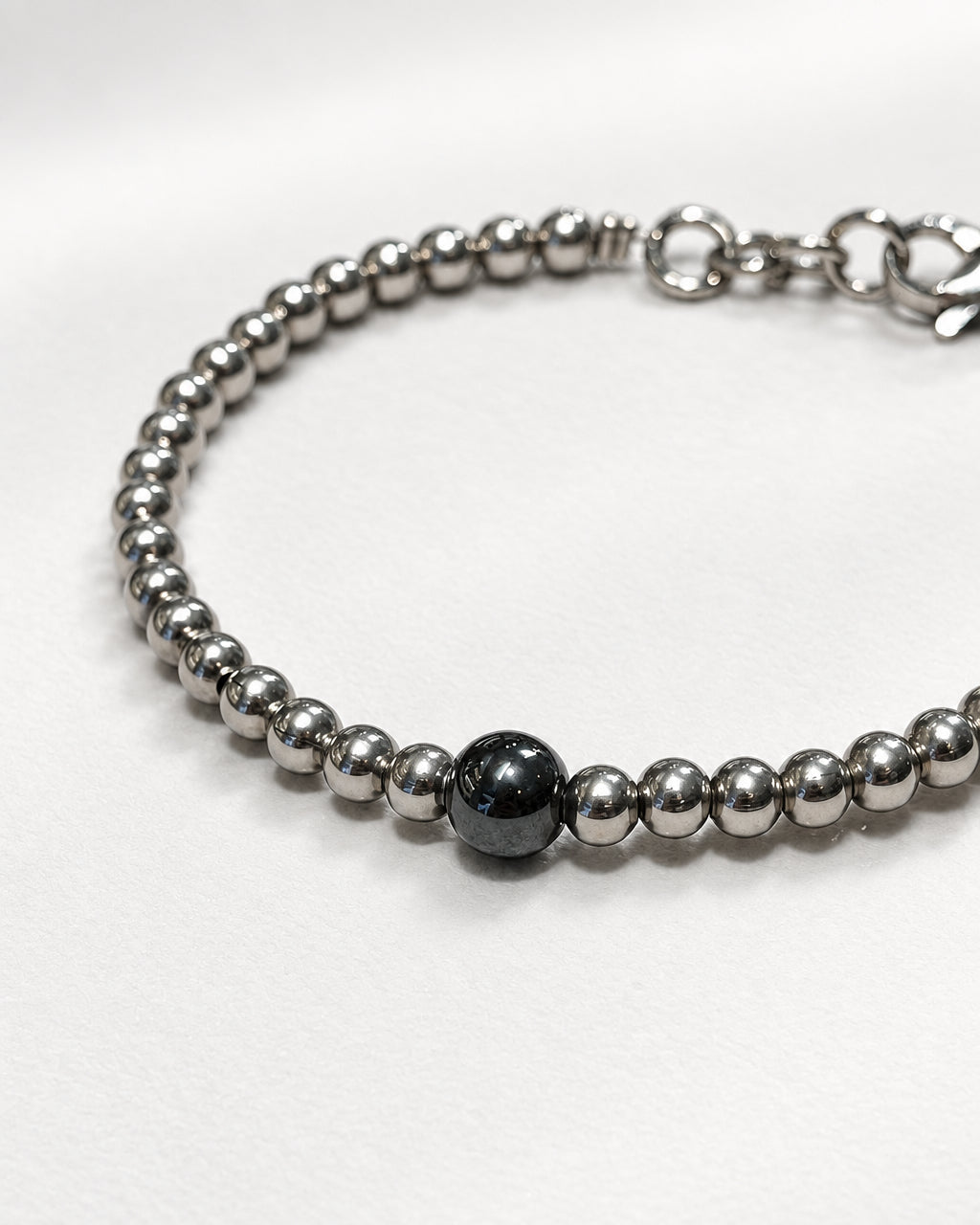 Hematite Metal Bead Bracelet | Silver