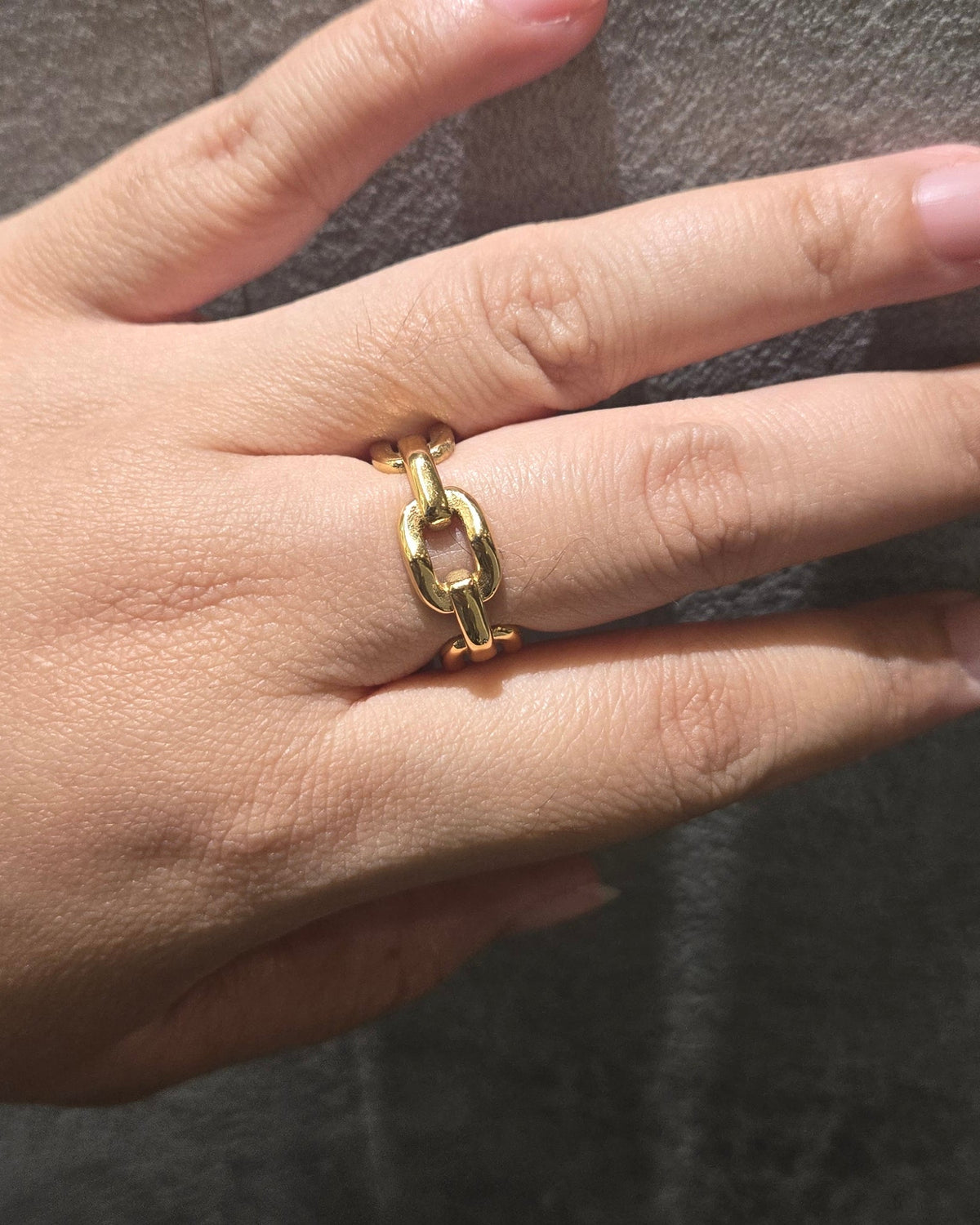 Linked Plain Ring | Gold