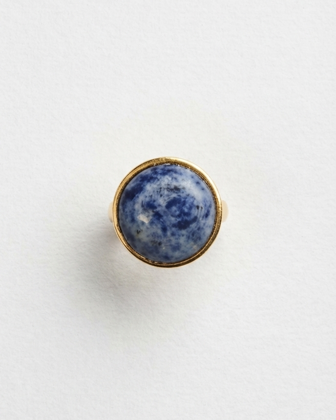 Gemerlap Sodalite Statement Ring | Gold