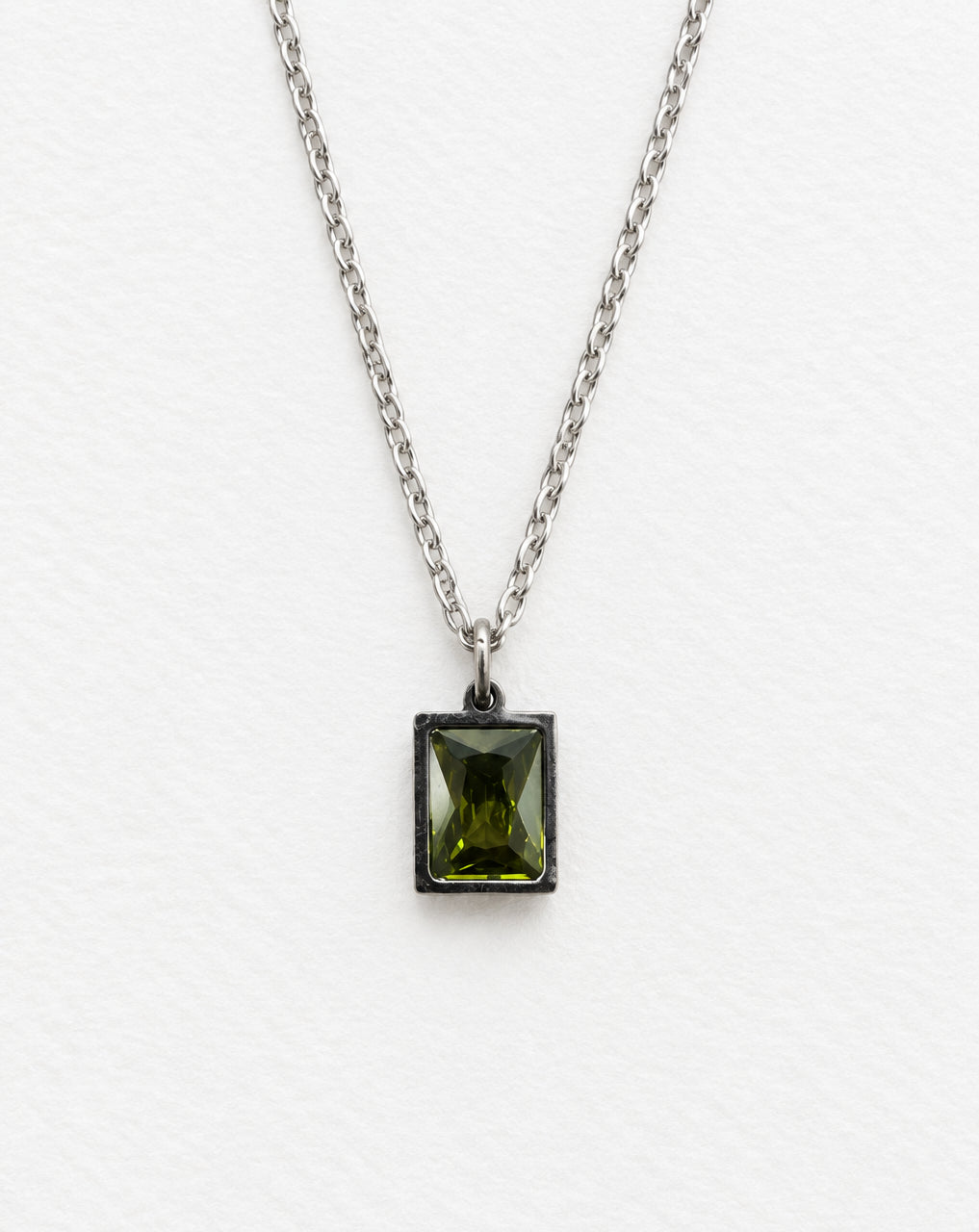 Embun Olive Rectangle Zircon Necklace | Silver