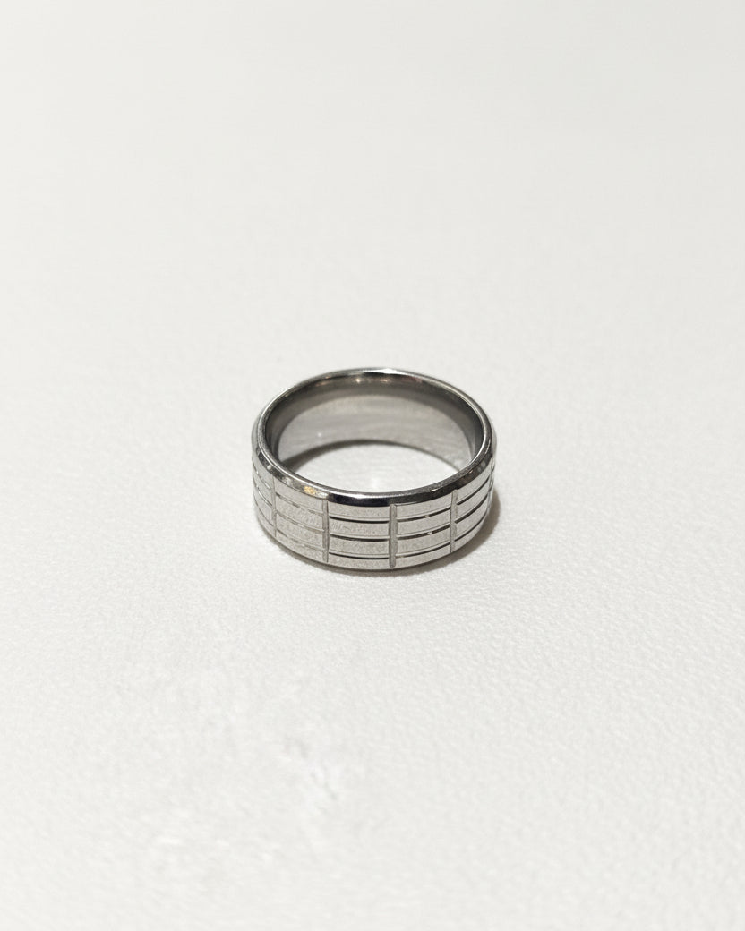 Lined Plain Ring | Silver