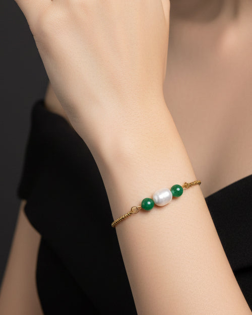 Green Agate with Pearl Bracelet | Gold