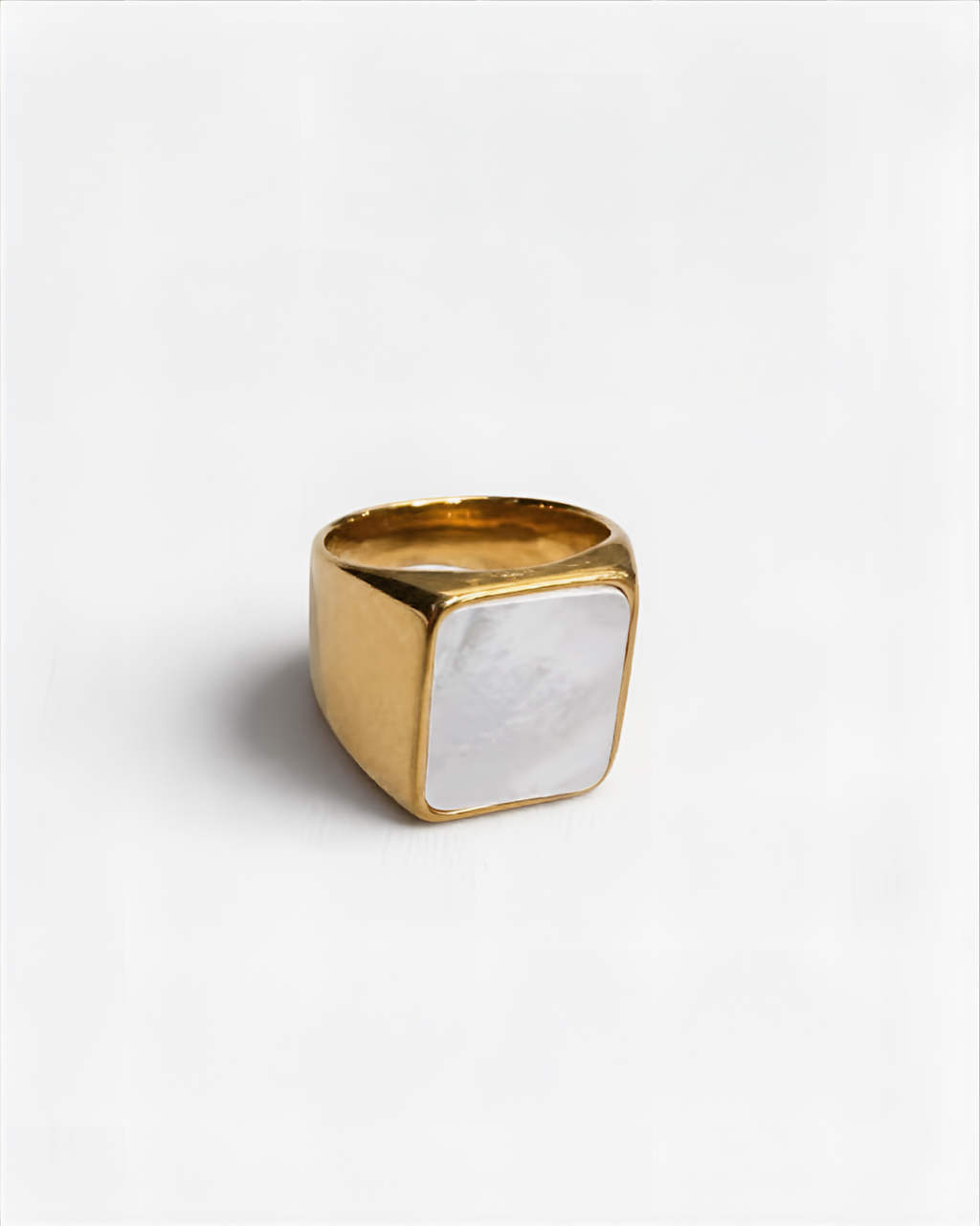 Mother of Pearl Rectangle Statement Ring | Gold