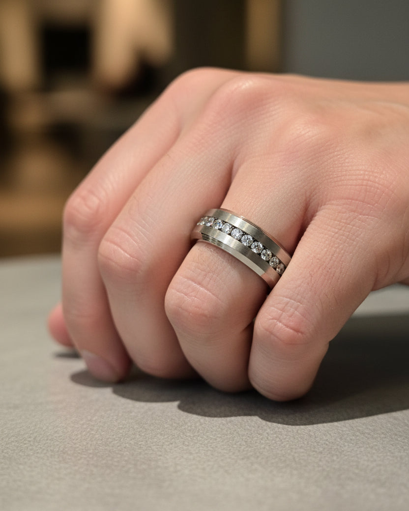 Lined Zircon Ring | Silver