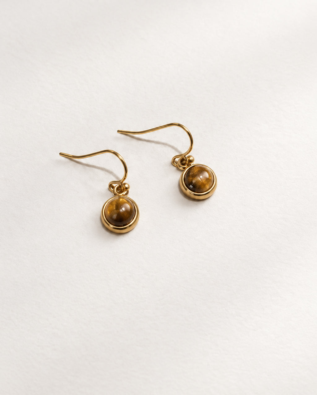 Pesona Tiger Eye Hook Earring | Gold
