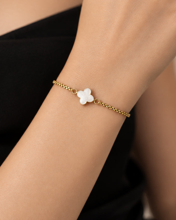Clover Mother of Pearl Slide Bracelet | Gold