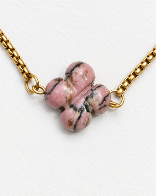 Clover Engraved Rhodonite Slide Bracelet | Gold